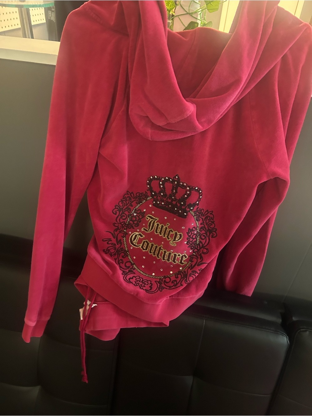 Juicy Couture Hot Pink Velour Sweatshirt Hoodie - Picture 6 of 6